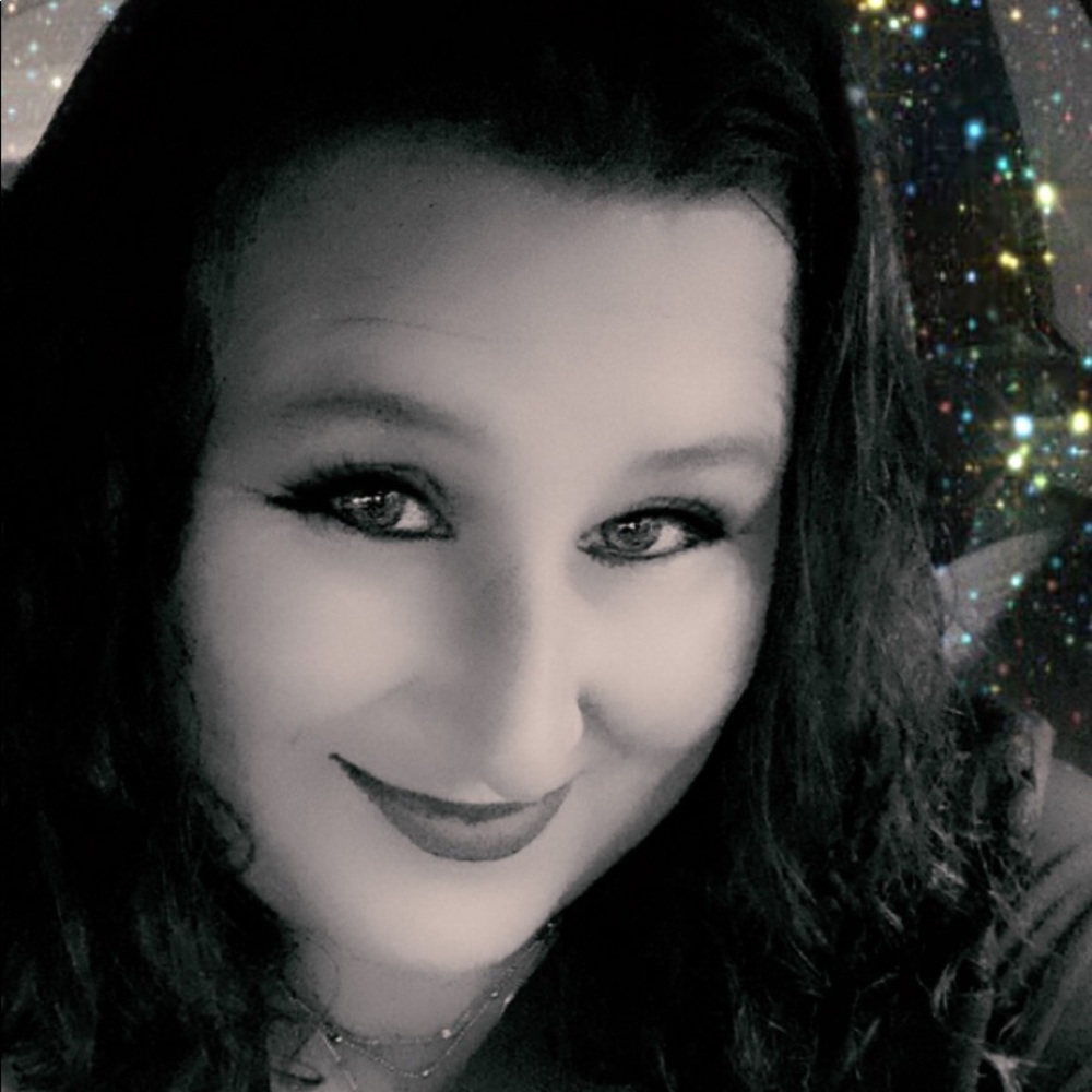 Meet your Posher, Terrah